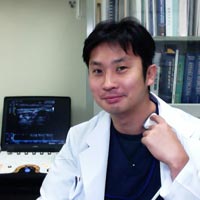 仲西 康顕 先生